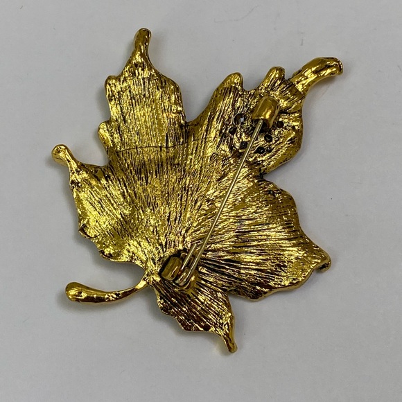 Multi Colored Maple Leaf Brooch - Picture 6 of 8